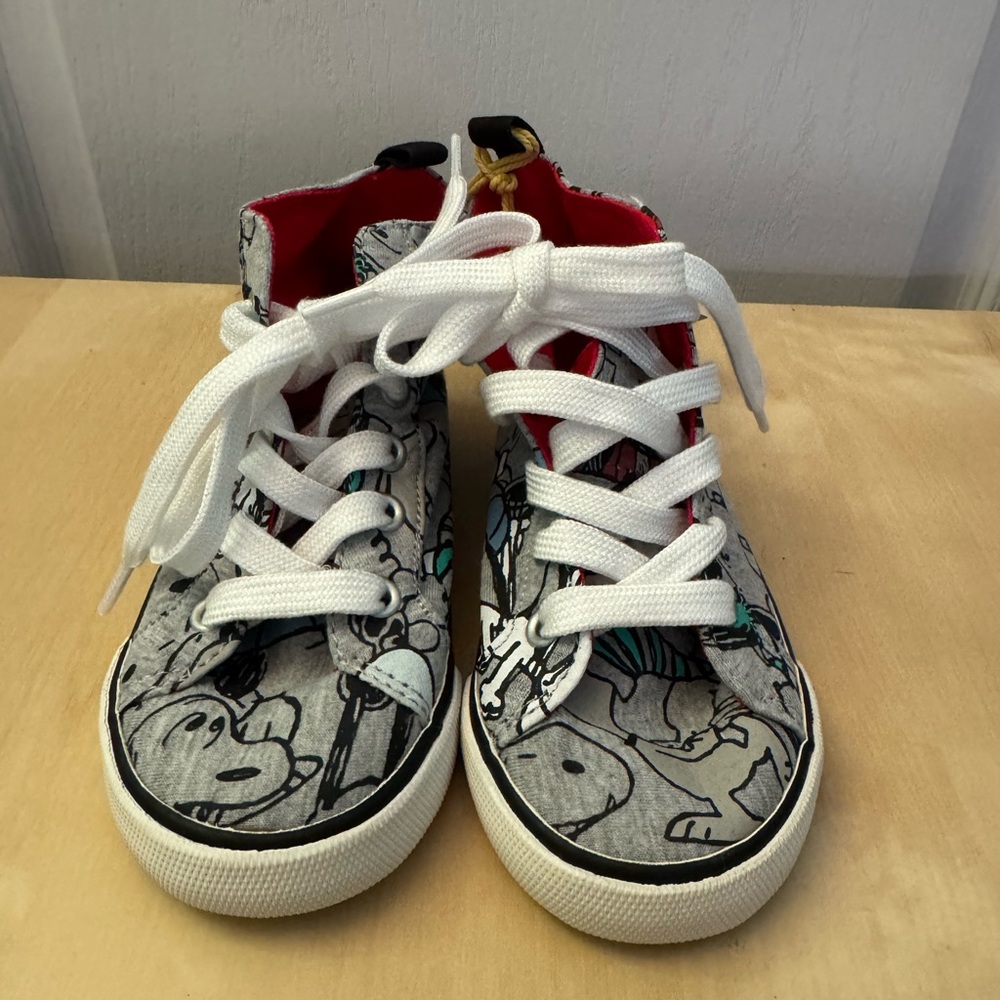 NWT baby GAP x Peanuts Snoopy Woodstock High Top Shoes, Gray, Toddler 8